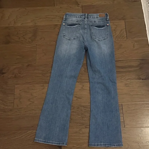 Women’s Judy Blue Light Blue Flare Jeans - Picture 5 of 5